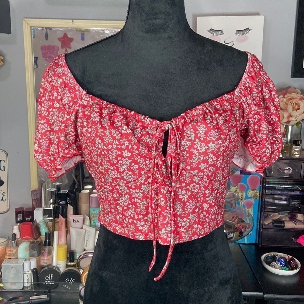 Shein Red Flower Printed Off the Shoulder Crop Top with Tie Closure